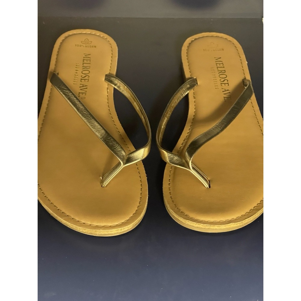 Melrose Ave. Los Angeles Women's Gold Flip Flop‎ Slide Sandals, Size 8.5